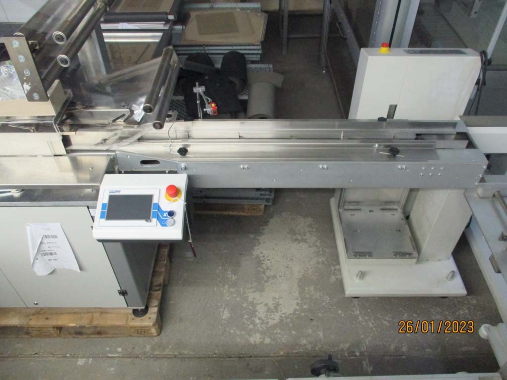 Hugo Beck flowpack R10 rotary flowpack machine for sale