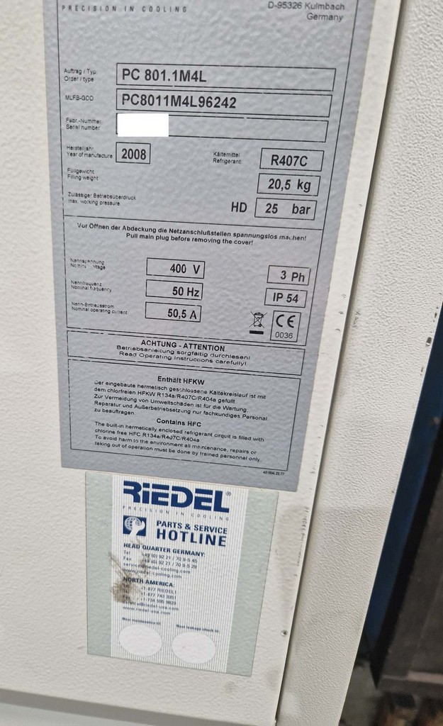 2x Metallbearbeitungsmaschinen Laserschweißgeräte, Kühlungen, Profilschweißsystem zu verkaufen