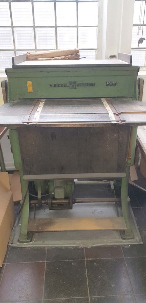 Various printing machines Machines of a complete bookbindery for sale