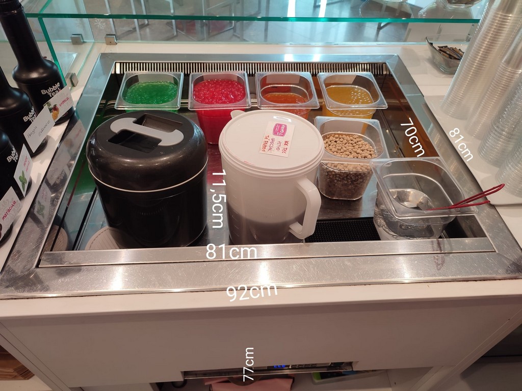 Diverse food technology ice cream display case, machines "Frozen Yogurt Frigomat", refrigerated display cases, refrigerated base cabinet for sale