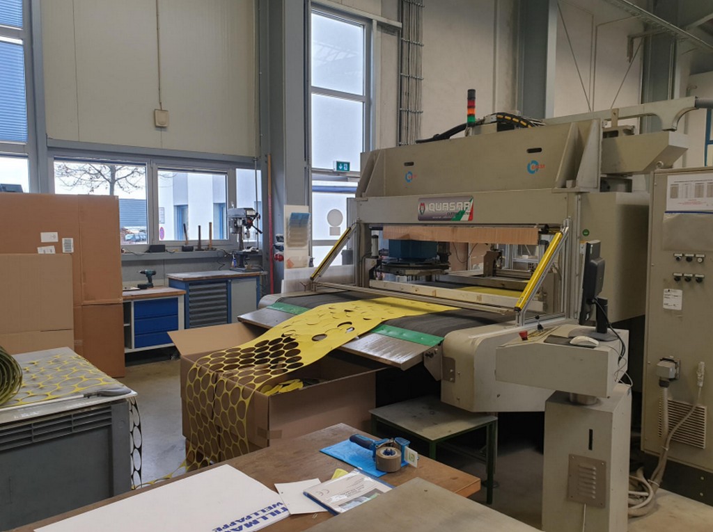 USM Quasar 2650 ACB-ROT automatic punching press for sale